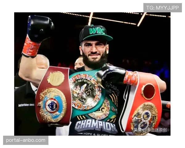 贝特比耶夫十回合TKO本纳维德兹，拳评家热议轻重级别新秩序